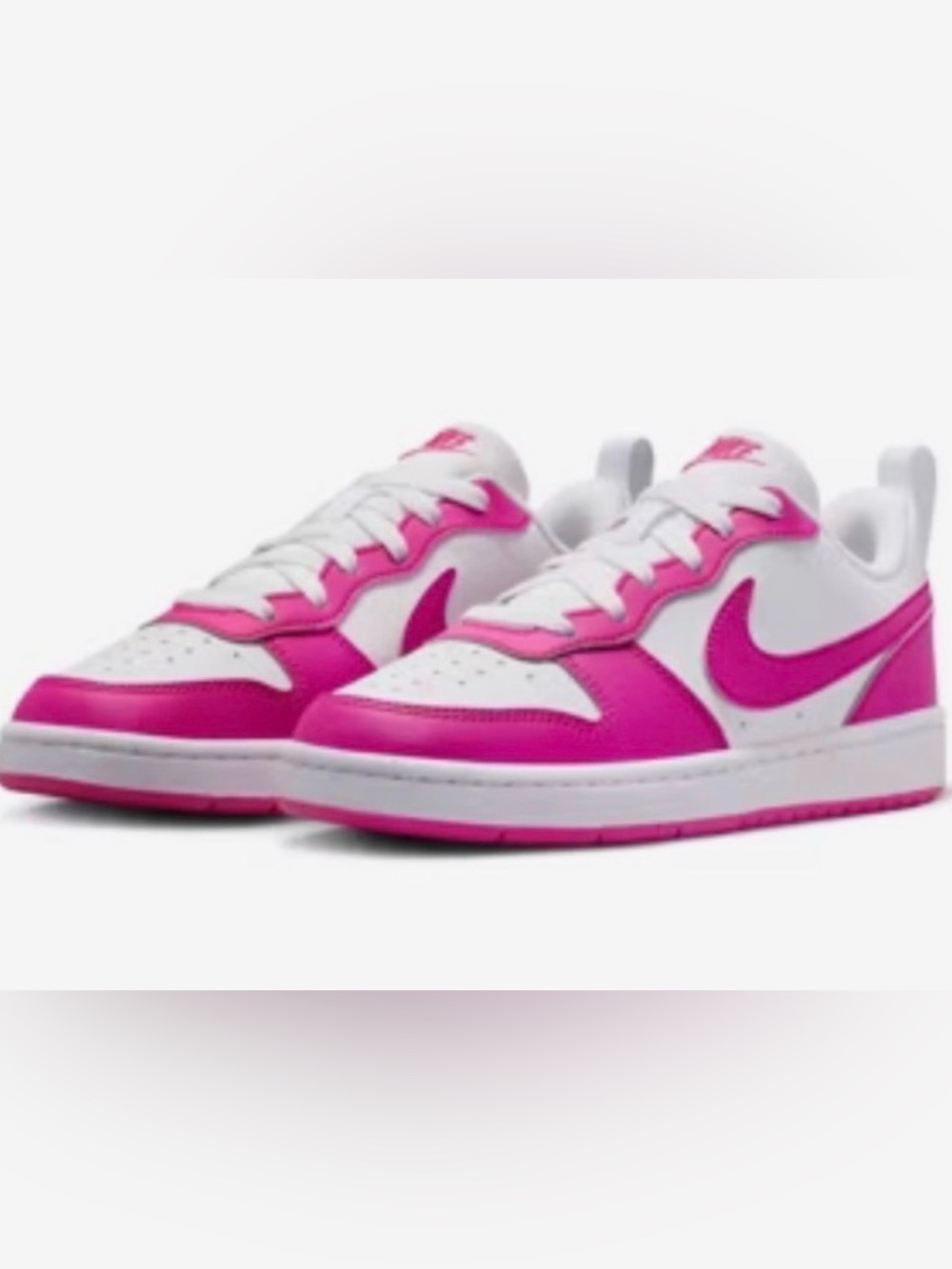Girls pink Nike dunks